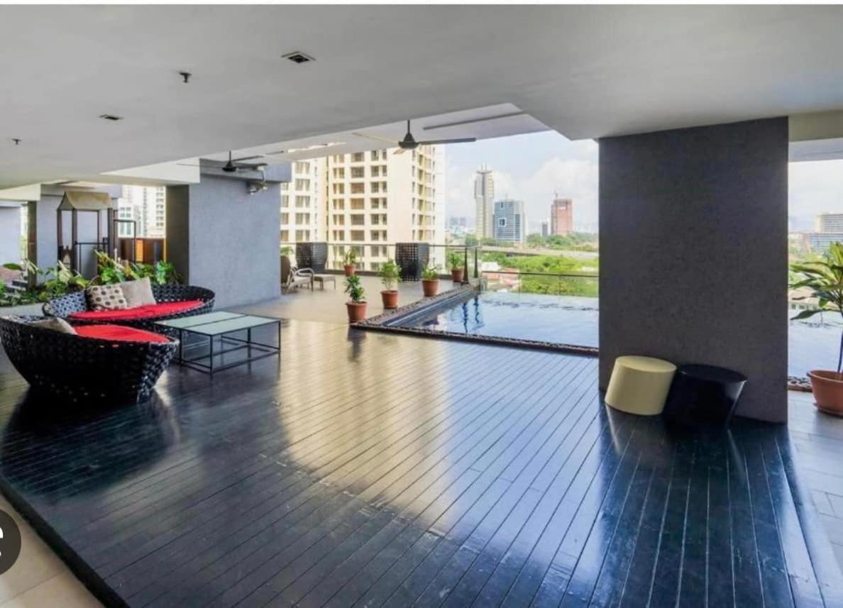 Myhabitat - Klcc 2 Bedroom Kuala Lumpur Exterior foto
