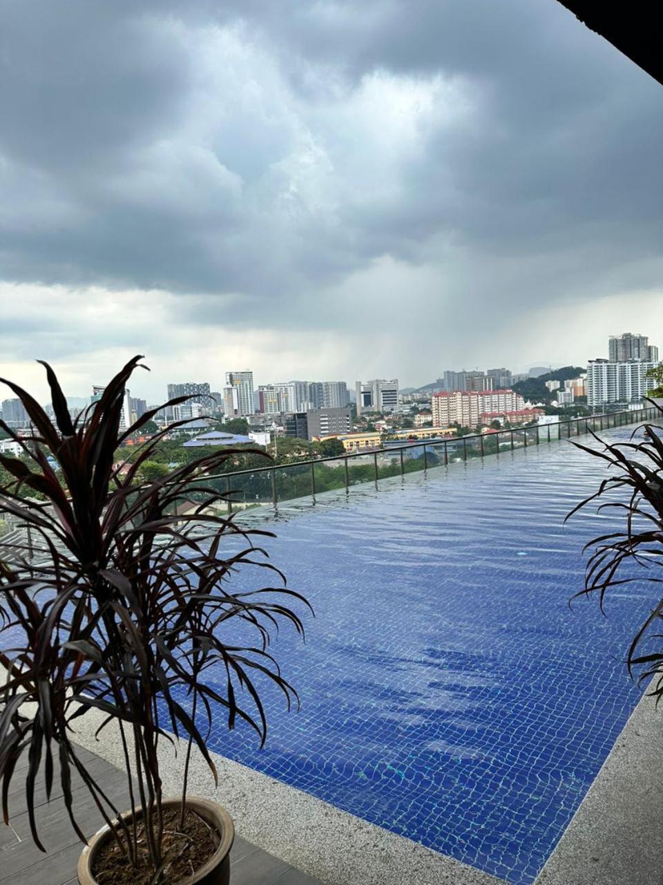 Myhabitat - Klcc 2 Bedroom Kuala Lumpur Exterior foto